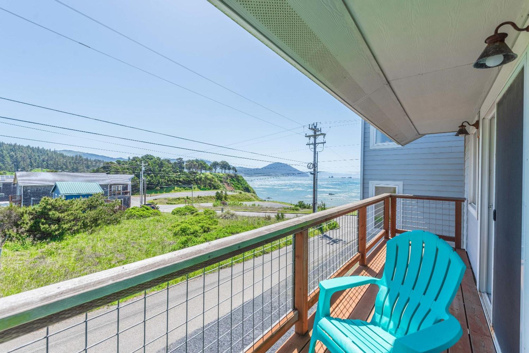 #Stayinmydistrict Oceanview Studio Loft Port Orford Bagian luar foto