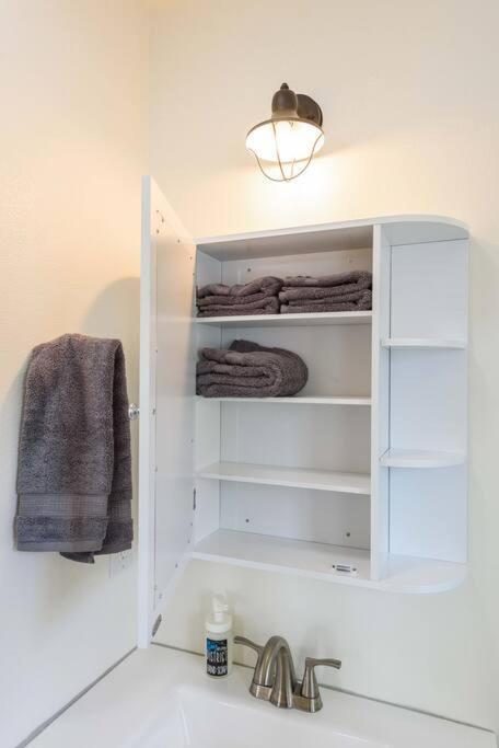 #Stayinmydistrict Oceanview Studio Loft Port Orford Bagian luar foto