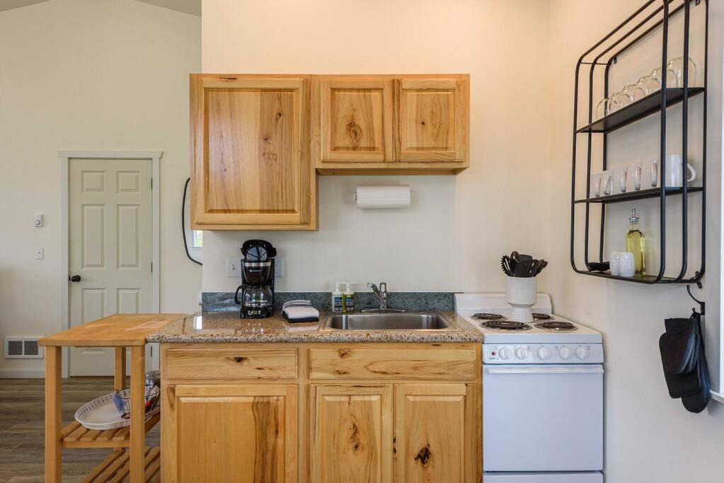 #Stayinmydistrict Oceanview Studio Loft Port Orford Bagian luar foto