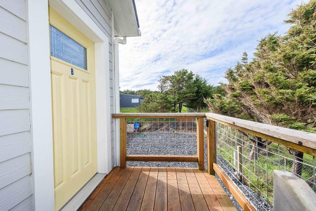 #Stayinmydistrict Oceanview Studio Loft Port Orford Bagian luar foto
